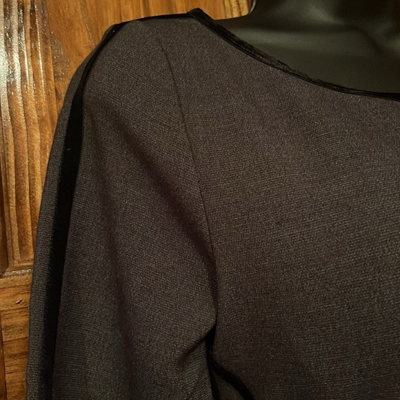 Gray & Black Velvet Detailed Long Sleeve Dress - Picture 5 of 13